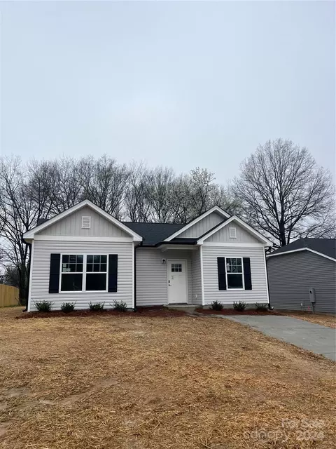 217 N Scruggs St, Gastonia, NC 28052
