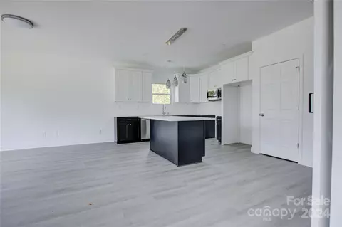 Kitchen - 937 15th St, Lancaster, SC 29720 photo 4 of 4