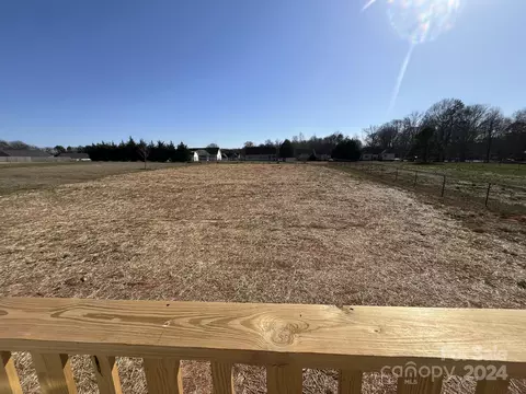 1781 Rad Dr, Conover, NC 28613 photo 3