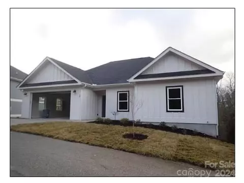 48 Scenic Mountain Dr, Weaverville, NC 28787