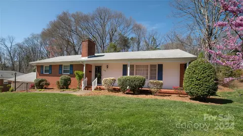 306 N Terrace Pl, Morganton, NC 28655