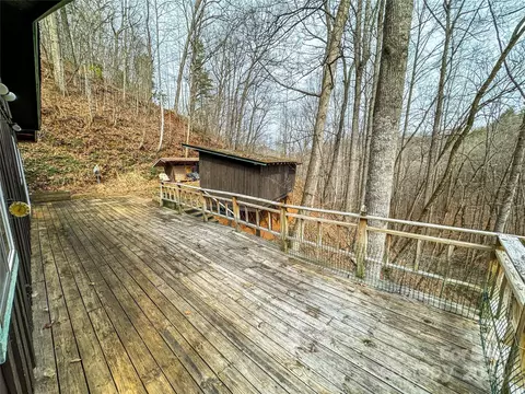 Exterior - 688 Enchanted Forest Dr, Sylva, NC 28779 photo 5 of 8