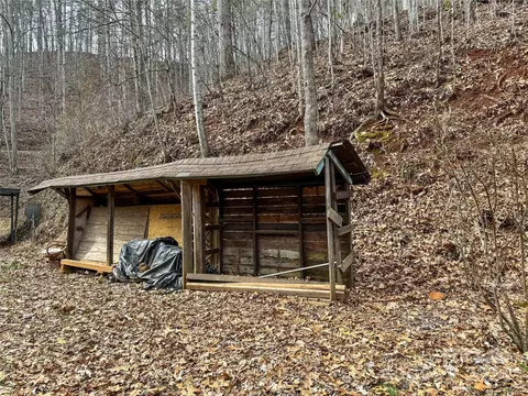 Exterior - 688 Enchanted Forest Dr, Sylva, NC 28779 photo 7 of 8
