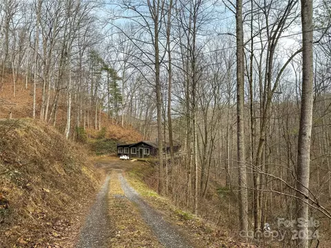 View/Area - 688 Enchanted Forest Dr, Sylva, NC 28779 photo 4 of 6
