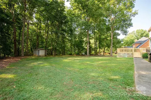Exterior - 3424 Pebble Dr, Monroe, NC 28110 photo 4 of 7