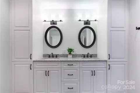 Bath - 3424 Pebble Dr, Monroe, NC 28110 photo 3 of 5