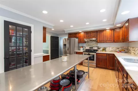Kitchen - 3424 Pebble Dr, Monroe, NC 28110 photo 4 of 5