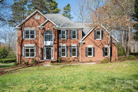 156 Lockerbie Ln, Mooresville, NC 28115