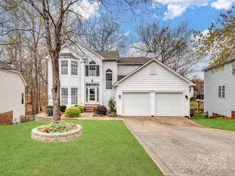 6315 Skyline Dr, Charlotte, NC 28269