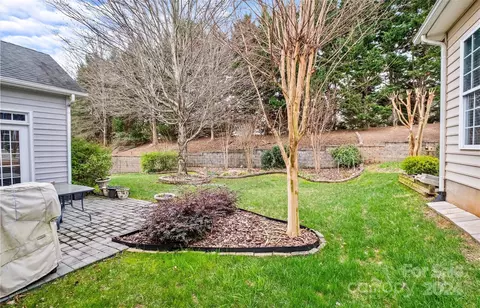 Exterior - 978 Platinum Dr, Fort Mill, SC 29708 photo 5 of 14