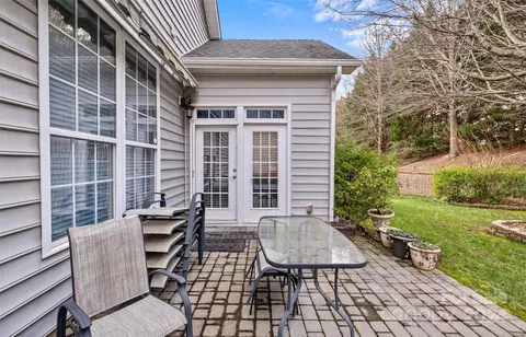 Exterior - 978 Platinum Dr, Fort Mill, SC 29708 photo 7 of 14