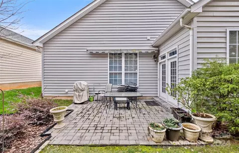 Exterior - 978 Platinum Dr, Fort Mill, SC 29708 photo 6 of 14