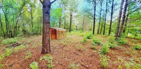 1320 Hawfield Rd, Charlotte, NC 28214