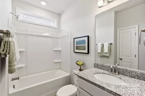 Bath - 8200 Mccormick St, Terrell, NC 28682 photo 3 of 4