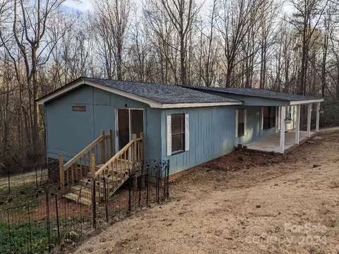 2357 Clemson Ln, Stanley, NC 28164