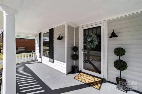Exterior - 509 3rd St, Spencer, NC 28159 photo 7 of 10