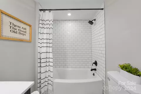 Bath - 509 3rd St, Spencer, NC 28159 photo 2 of 5