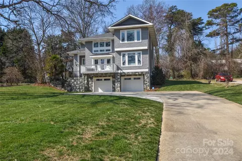 4925 Moonlite Bay Dr, Sherrills Ford, NC 28673