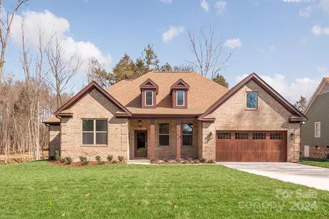 2306 Jon Chris Dr, Harrisburg, NC 28075