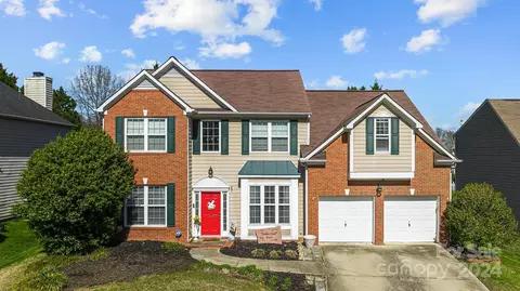 13930 Laurel Trace Dr, Charlotte, NC 28273