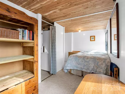 Bedroom - 1730 Judes Gap Rd, Mill Spring, NC 28756 photo 5 of 6