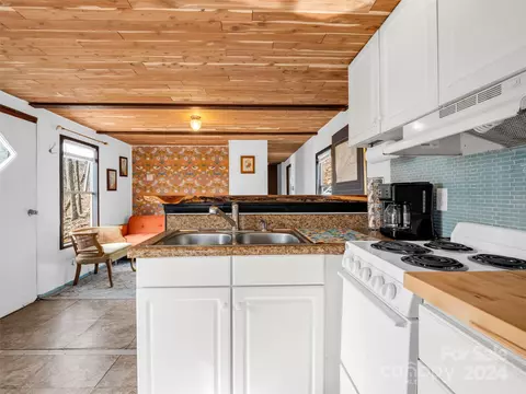 Kitchen - 1730 Judes Gap Rd, Mill Spring, NC 28756 photo 3 of 4