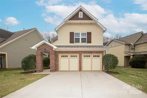 3117 Maywood Dr, Charlotte, NC 28205