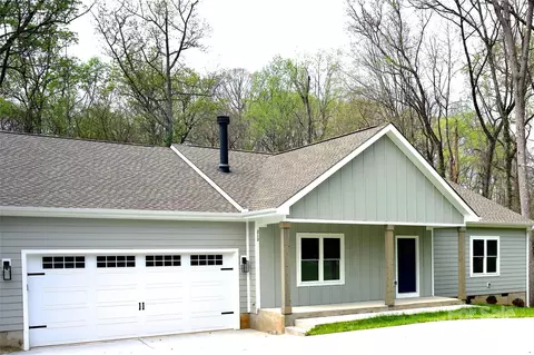 212 Waycross Dr, Charlotte, NC 28214