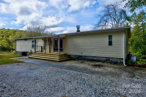Exterior - 52 Frank Biddix Rd, Spruce Pine, NC 28777 photo 8 of 12