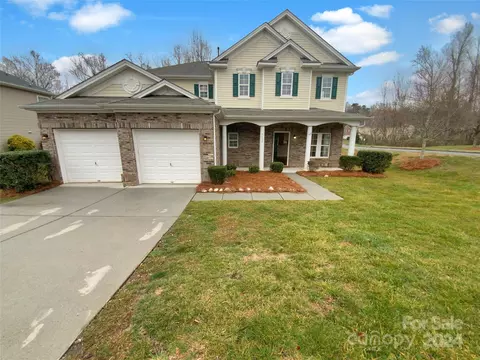 5132 Kodiak Ct, Charlotte, NC 28215