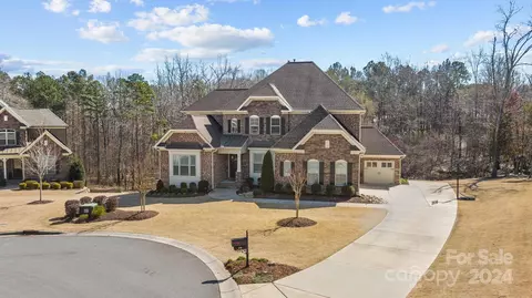 470 Langston Place Dr, Fort Mill, SC 29708