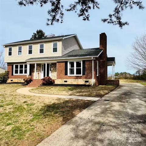 Exterior - 504 Willow Rd, Salisbury, NC 28147 photo 3 of 10