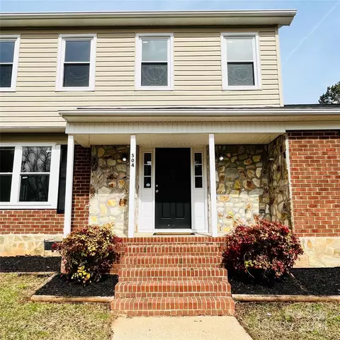 Exterior - 504 Willow Rd, Salisbury, NC 28147 photo 4 of 10