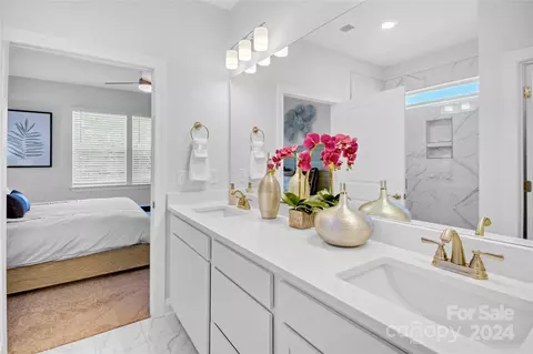 Bath - 3734 Berry Dr, Terrell, NC 28682 photo 2 of 2