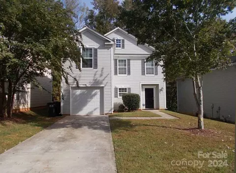 4008 Chandler Haven Dr, Charlotte, NC 28269