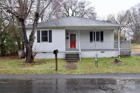 2426 Milton Ave, Gastonia, NC 28052