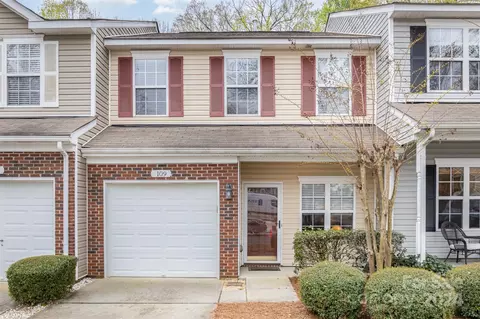 109 Crystal Springs 6263 Ct #6263, Fort Mill, SC 29715
