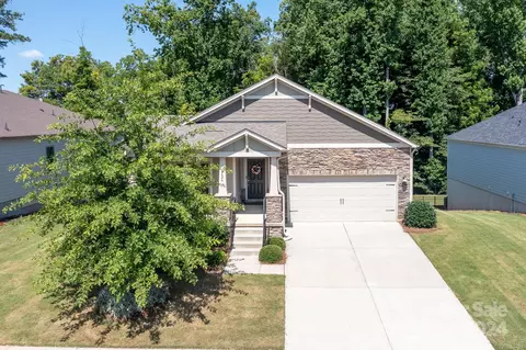 7626 Porrera St, Charlotte, NC 28214