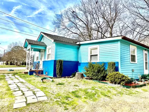 Exterior - 1305 Martin Luther King Ave, Kannapolis, NC 28083 photo 3 of 4