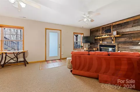 Living - 235 Double Top Trl, Sylva, NC 28779 photo 7 of 7