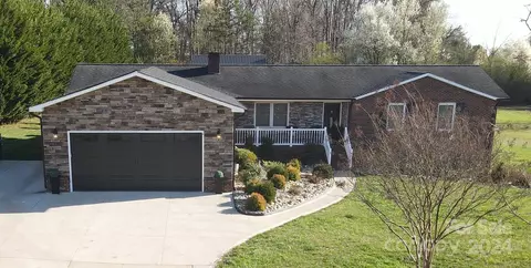 2825 Moose Gantt Trl, Crouse, NC 28033