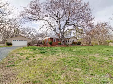 292 Hopewell Church Rd, Peachland, NC 28133