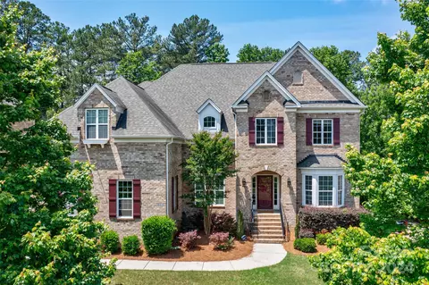 16418 Doves Canyon Ln, Charlotte, NC 28278