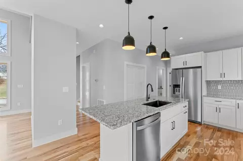 Kitchen - 188 Ashworth Ave, Brevard, NC 28712 photo 3 of 7