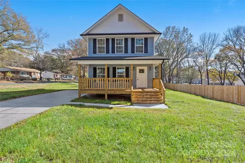 602 N Scruggs St, Gastonia, NC 28052