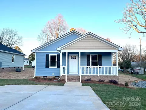 28 2nd Nw St NW, Concord, NC 28027
