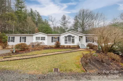 273 Bye Leaf Cove Rd, Penrose, NC 28766