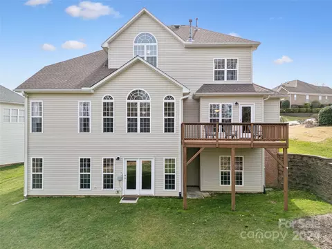 Exterior - 7263 Willowbrook Dr, Denver, NC 28037 photo 7 of 9