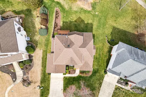 Exterior - 7263 Willowbrook Dr, Denver, NC 28037 photo 6 of 9