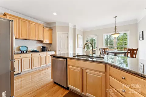Kitchen - 7263 Willowbrook Dr, Denver, NC 28037 photo 3 of 3